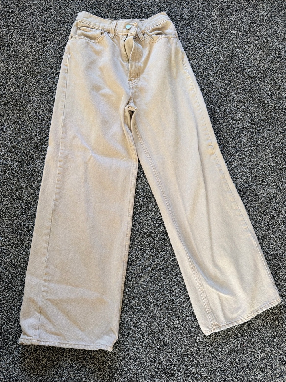 BDG Wide-Leg Cream Jeans